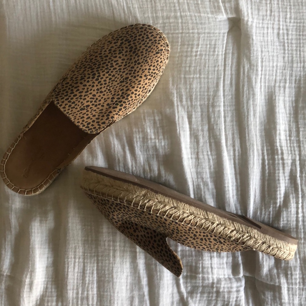 target leopard slides
